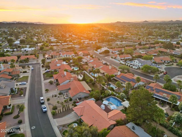 802 E Forest HIlls Drive, Phoenix, AZ 85022