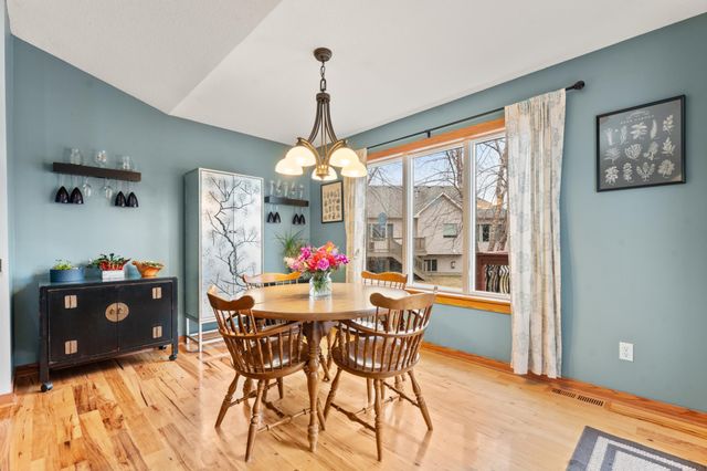 2359 Scenic Point Drive SW, Rochester, MN 55902