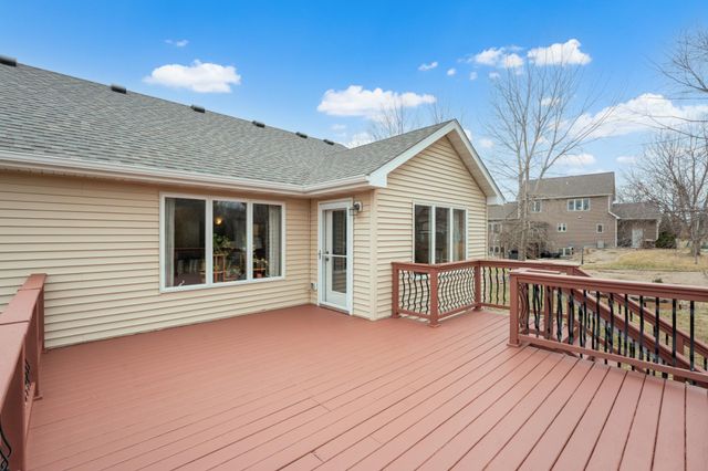 2359 Scenic Point Drive SW, Rochester, MN 55902