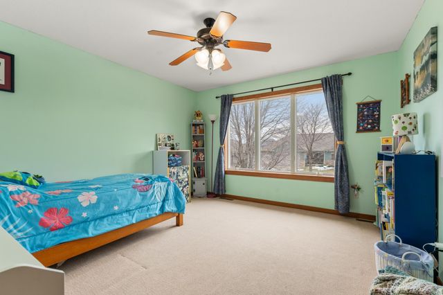 2359 Scenic Point Drive SW, Rochester, MN 55902