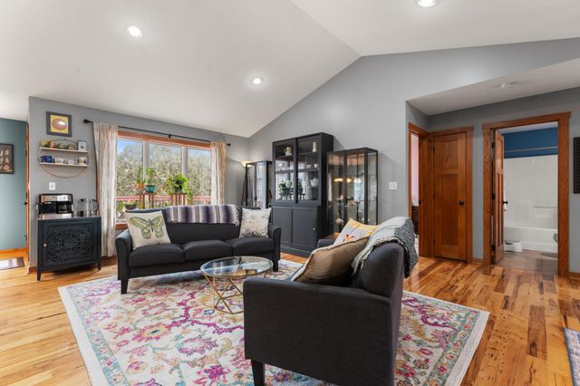 2359 Scenic Point Drive SW, Rochester, MN 55902