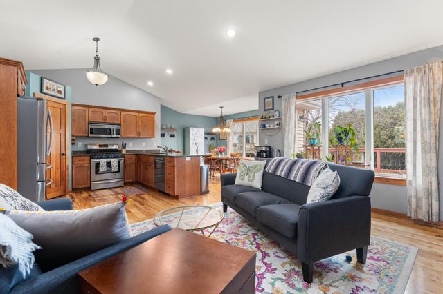 2359 Scenic Point Drive SW, Rochester, MN 55902