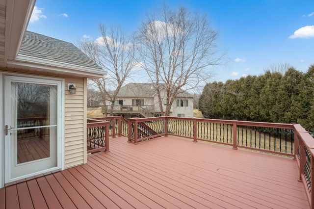 2359 Scenic Point Drive SW, Rochester, MN 55902