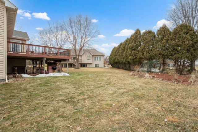 2359 Scenic Point Drive SW, Rochester, MN 55902