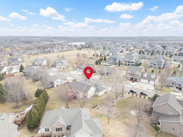 2359 Scenic Point Drive SW, Rochester, MN 55902