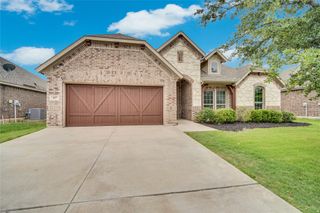 437 Whispering Willow Drive, Midlothian, TX 76065