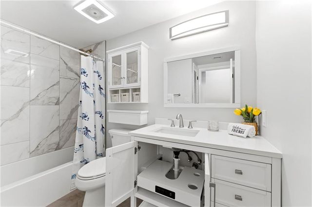 1280 W Peachtree Street NW 2814, Atlanta, GA 30309