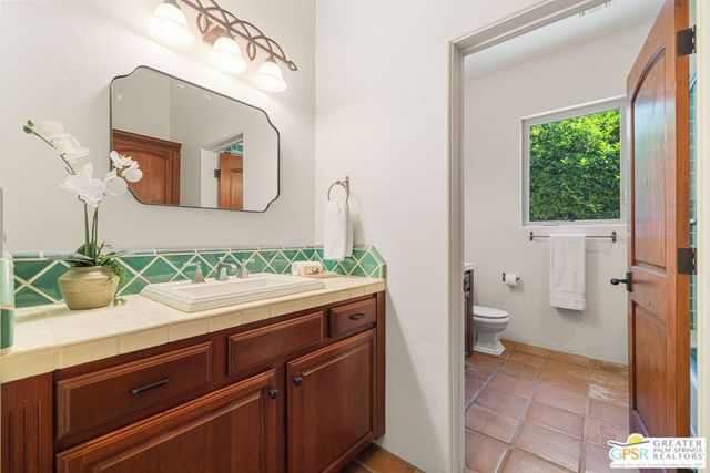 1998 S Mesa Drive, Palm Springs, CA 92264