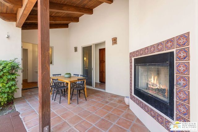 1998 S Mesa Drive, Palm Springs, CA 92264