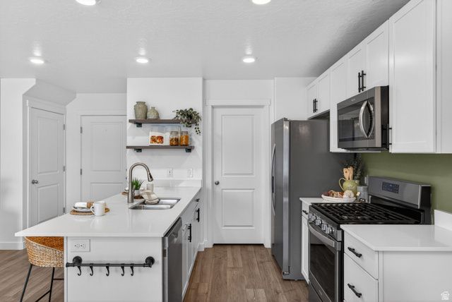 563 N WILLOW SPRINGS AVE, Lehi, UT 84048