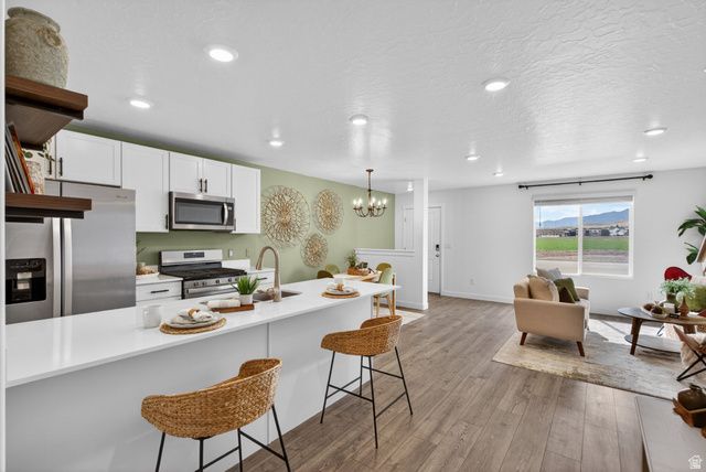 563 N WILLOW SPRINGS AVE, Lehi, UT 84048