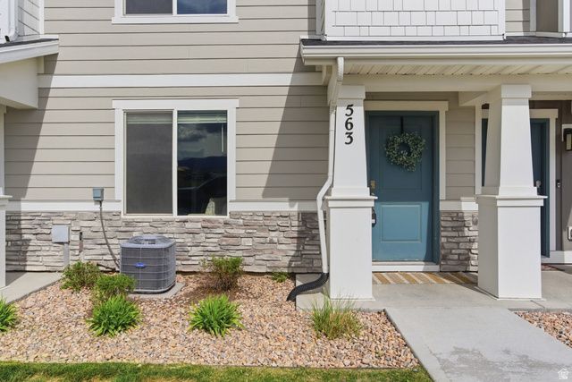 563 N WILLOW SPRINGS AVE, Lehi, UT 84048