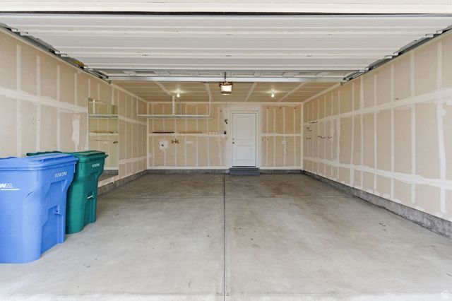 563 N WILLOW SPRINGS AVE, Lehi, UT 84048