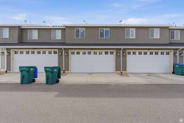 563 N WILLOW SPRINGS AVE, Lehi, UT 84048
