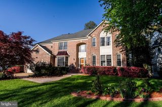 8103 HADDINGTON CT, Fairfax Station, VA 22039