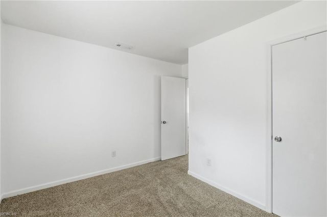 1622 Old Buckroe RD, Hampton, VA 23664