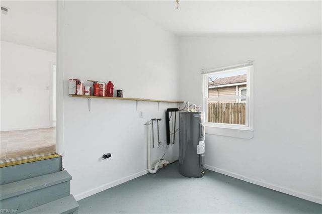 1622 Old Buckroe RD, Hampton, VA 23664