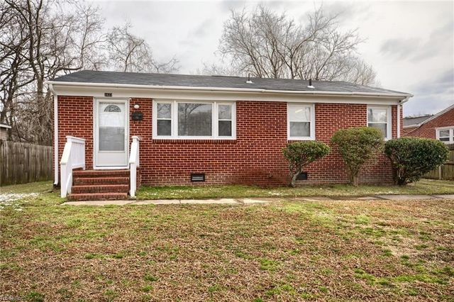 1622 Old Buckroe RD, Hampton, VA 23664
