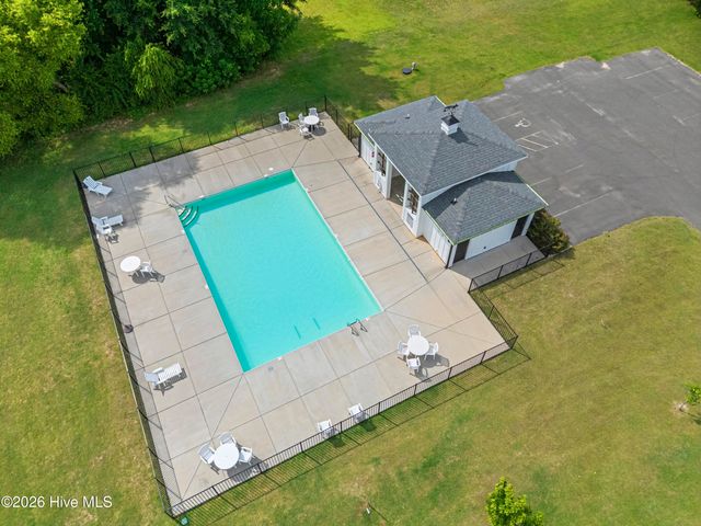 816 Warwick Lane, Carthage, NC 28327