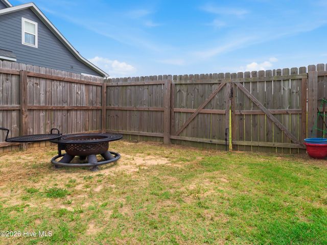 816 Warwick Lane, Carthage, NC 28327