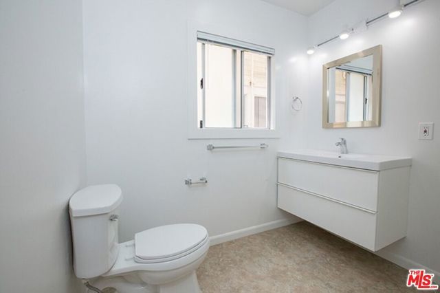 40 Rose Avenue 2, Venice (los Angeles), CA 90291