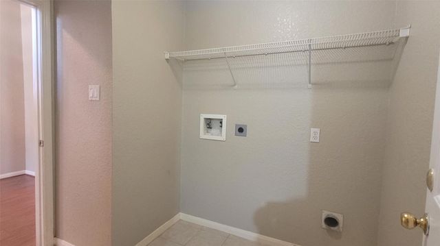 3825 Evergreen Way, Montgomery, TX 77356