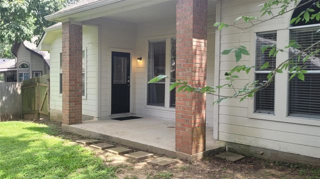 3825 Evergreen Way, Montgomery, TX 77356