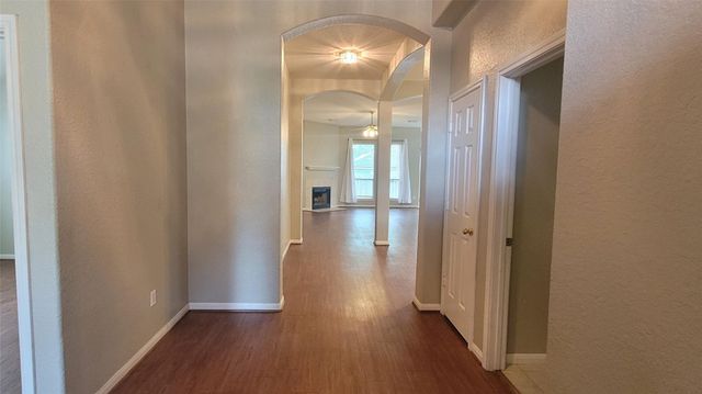 3825 Evergreen Way, Montgomery, TX 77356