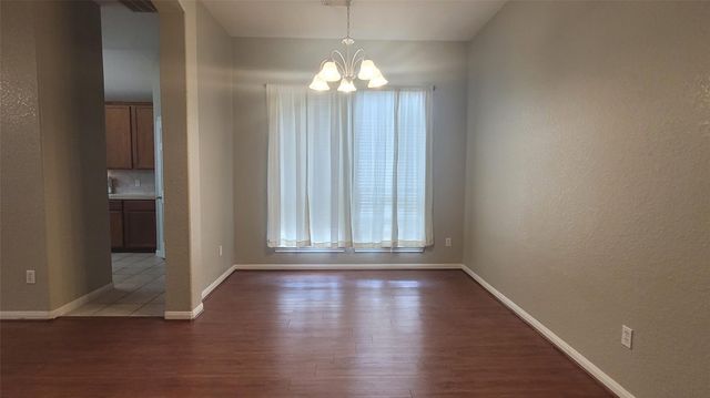 3825 Evergreen Way, Montgomery, TX 77356