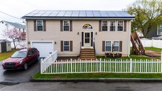 89 Dedham Avenue, Providence, RI 02909