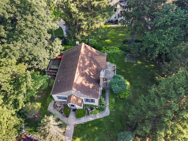 506 Pinewood TRAIL, Twin Lakes, WI 53181