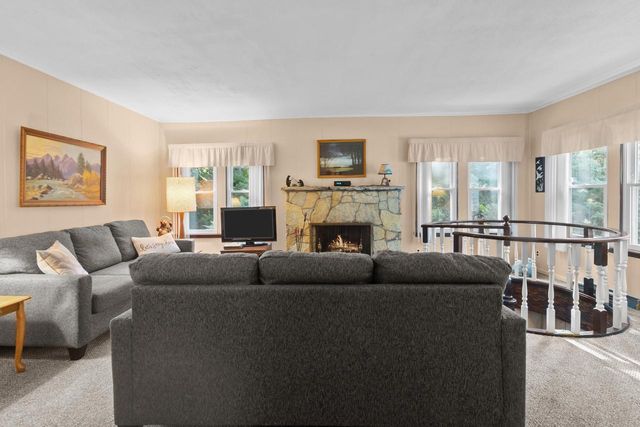 506 Pinewood TRAIL, Twin Lakes, WI 53181