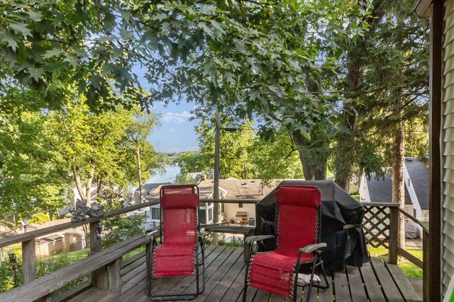 506 Pinewood TRAIL, Twin Lakes, WI 53181