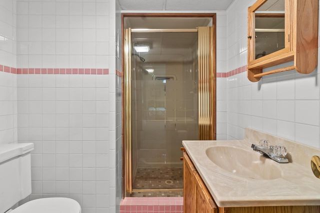 506 Pinewood TRAIL, Twin Lakes, WI 53181