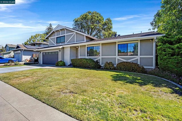 8569 Wicklow Ln, Dublin, CA 94568