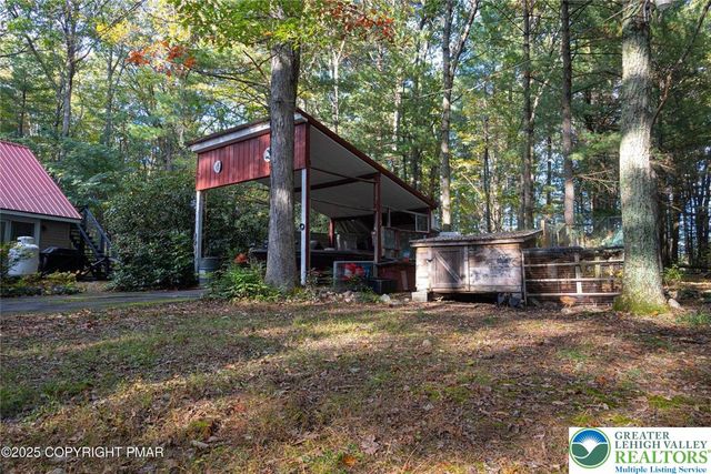 229 DeerPath, Polk Twp, PA 18058