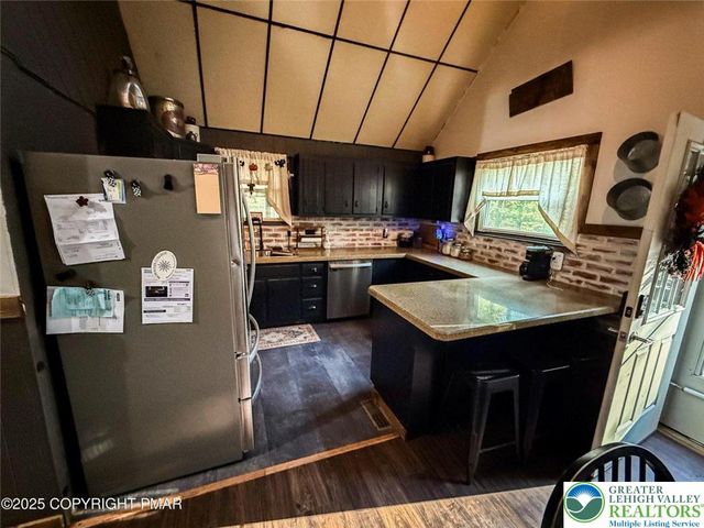 229 DeerPath, Polk Twp, PA 18058