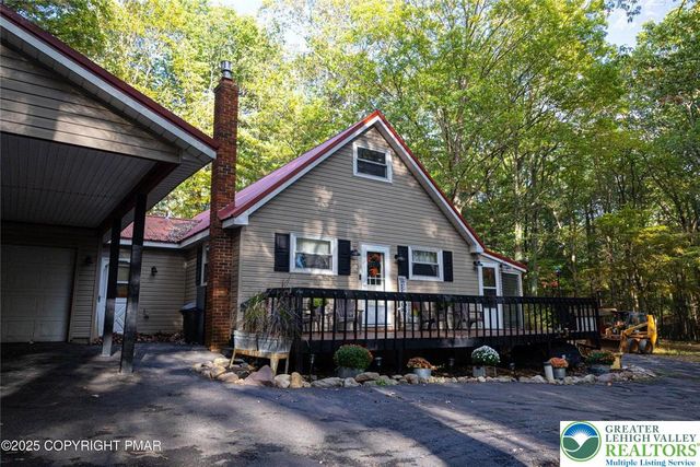229 DeerPath, Polk Twp, PA 18058