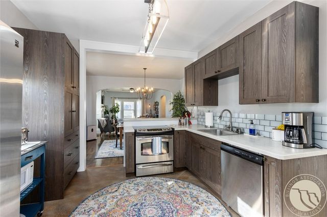 911 2nd STREET W, Billings, MT 59101