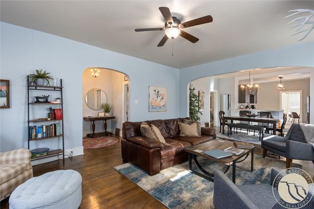 911 2nd STREET W, Billings, MT 59101