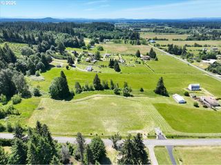 2 Ne 144th St, Brush Prairie, WA 98606