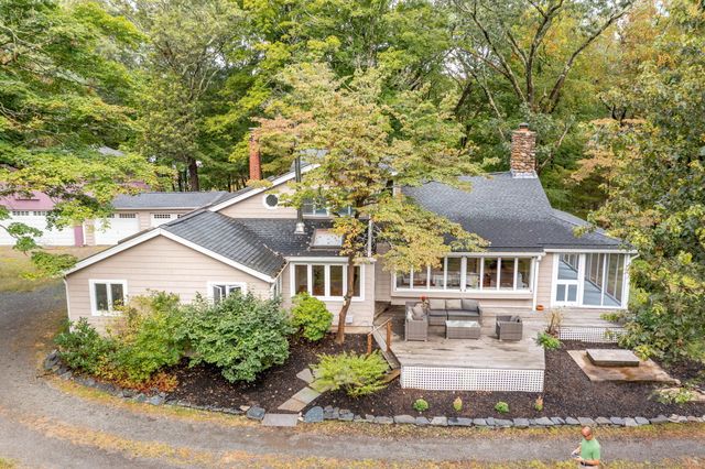 154 Wilburs Lane, Guilford, CT 06437