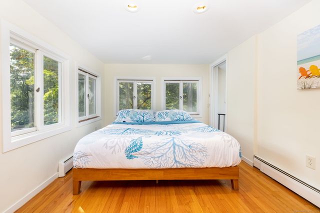 154 Wilburs Lane, Guilford, CT 06437