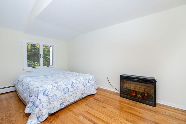 154 Wilburs Lane, Guilford, CT 06437