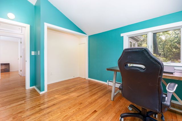 154 Wilburs Lane, Guilford, CT 06437