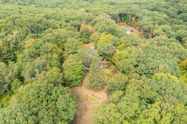 154 Wilburs Lane, Guilford, CT 06437