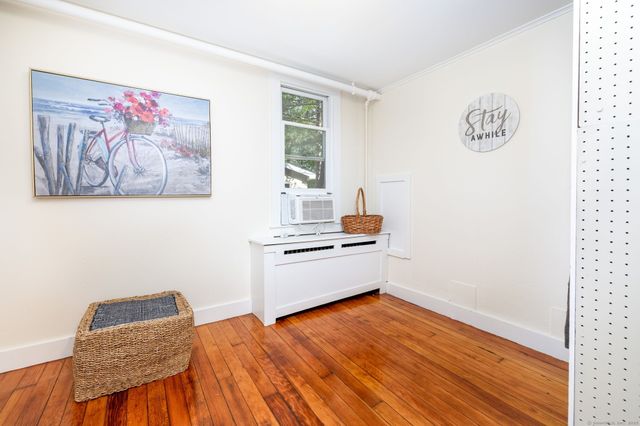 154 Wilburs Lane, Guilford, CT 06437