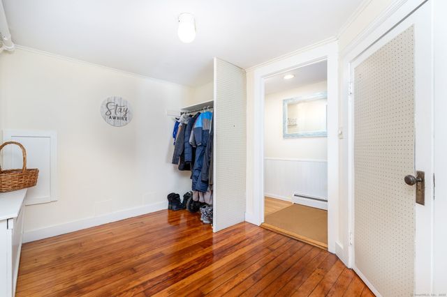 154 Wilburs Lane, Guilford, CT 06437