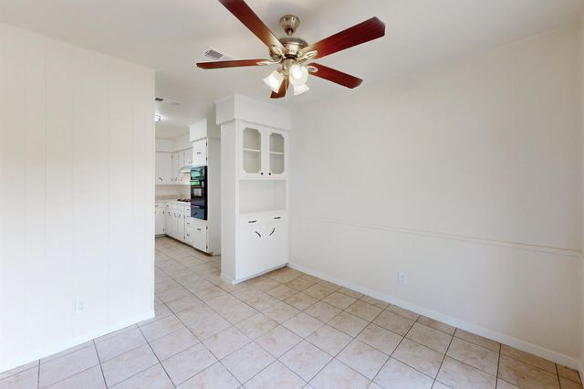 1307 Langford Street, College Station, TX 77840