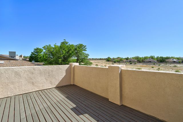 564 NICKLAUS Drive SE, Rio Rancho, NM 87124